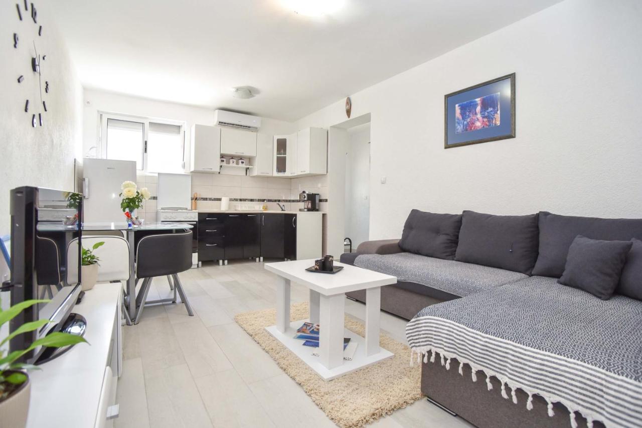 Ban Apartmani Budva Dış mekan fotoğraf