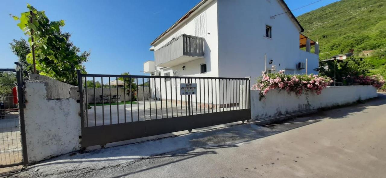 Ban Apartmani Budva Dış mekan fotoğraf